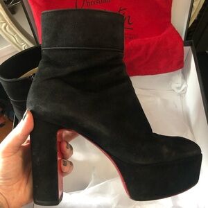 Christian Louboutin Black Suede Ankle Boots 38.5